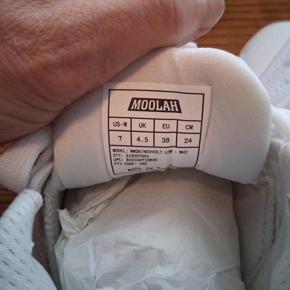 MOOLAH White Mesh Athletic Sneakers - Picture 8 of 8